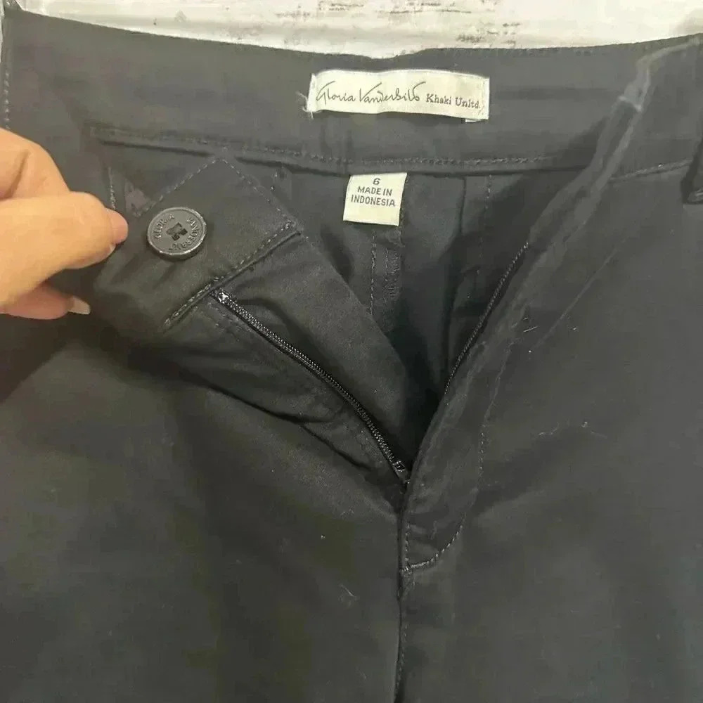 Gloria Vanderbilt Black Khaki Crop Pants - Picture 5 of 5